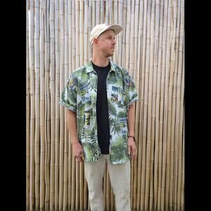 Vintage Mens Party Button 90s relaxed button down floral